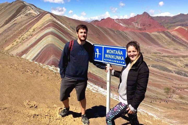 Vinicunca Rainbow Mountain Full-Day Guided Trek from Cusco