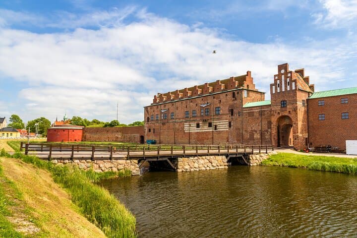 Day Trip from Copenhagen to Malmö: Private Guided Tour of Malmö Old Town & Castle