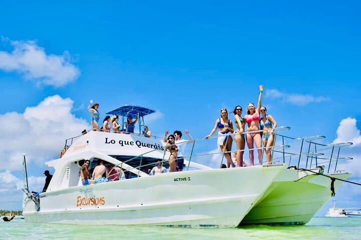 Private Catamaran Cruise with Slide and Unlimited Drinks in Punta Cana photo 5