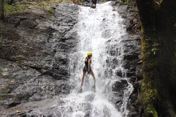 Waterfall Rappelling in Nosara — Rappel a 20m Jungle Cascade Near Playa Guiones photo 4
