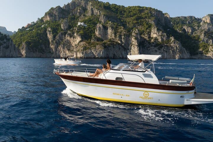 Private Boat Tour to Capri and the Amalfi Coast from Positano photo 4
