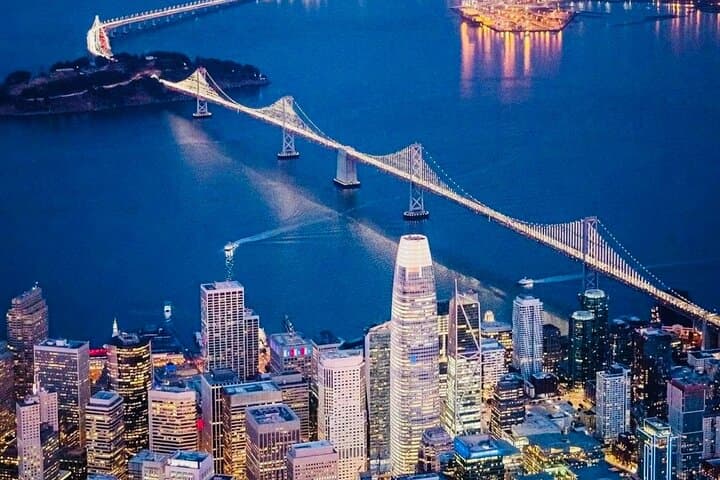 San Francisco 2-Hour Small-Group Sightseeing Tour — Union Square to Golden Gate Views photo 2