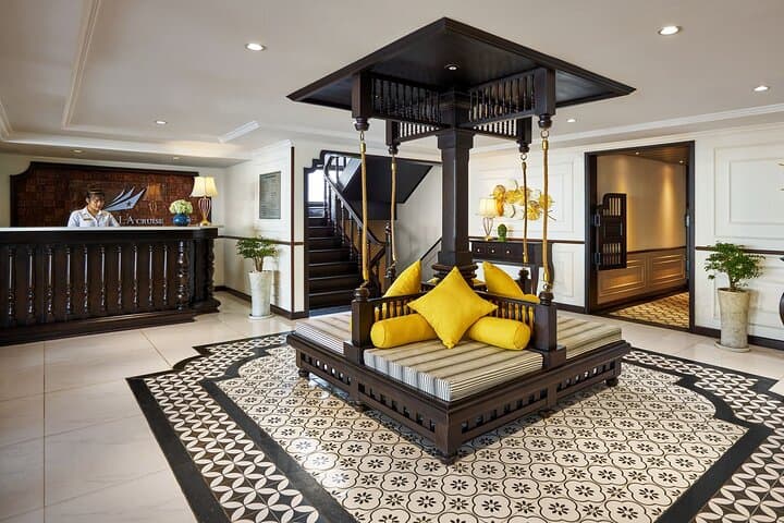 Capella Cruise: 3-Day Halong & Lan Ha Bay Luxury Explorer from Hanoi photo 4