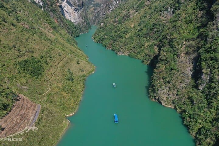 Ha Giang Loop: 4-Day Private Car Tour Through Vietnam's Northern Highlands