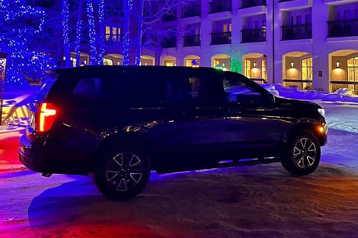 Private Luxury Transfer from Denver to Vail — Door-to-Door Alpine Shuttle photo 2