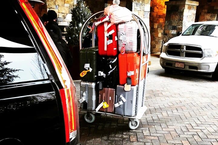 Private Luxury Transfer from Denver to Vail — Door-to-Door Alpine Shuttle photo 4