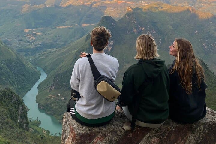 Ha Giang Loop in 2 Days: Ma Pi Leng Pass, Nho Que River & Ethnic Markets photo 4