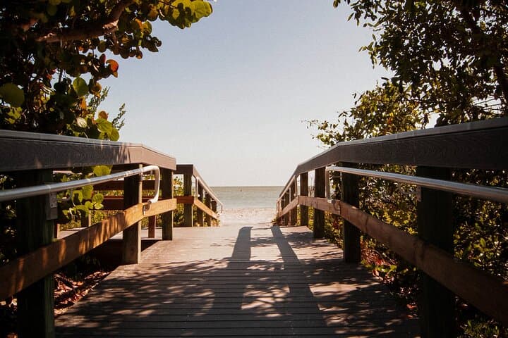 Stress-Free West Palm Beach Beach Setup: Umbrella, Chairs, Yeti Cooler & JBL Speaker photo 5
