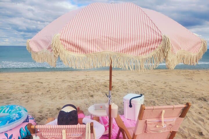 Stress-Free West Palm Beach Beach Setup: Umbrella, Chairs, Yeti Cooler & JBL Speaker photo 4