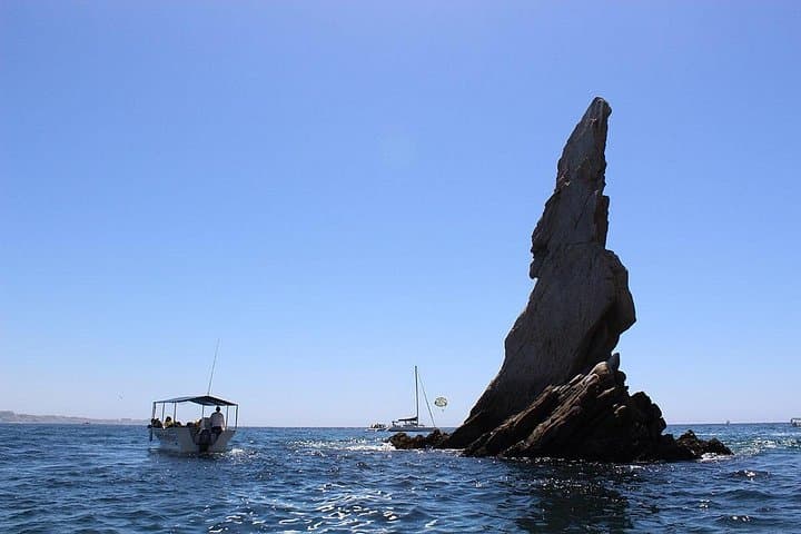 Clear-Hull Lands End Boat Tour: See El Arco, Beaches & Marine Life
