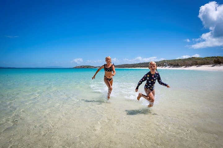 Great Keppel Island Glass-Bottom Boat Tour & Rosslyn Bay Ferry Day Trip photo 5