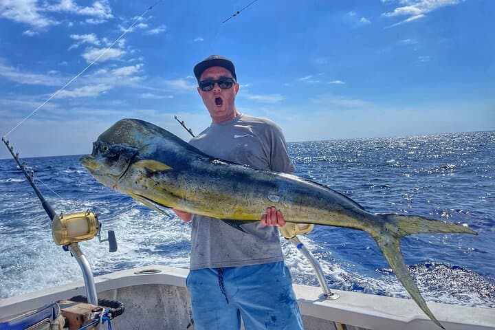 Kona Private 4-Hour Sunset Fishing Charter — Blue Marlin, Mahi & Tuna photo 2