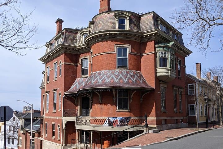 Benefit Street History Walk: Costumed Tour of Providence's College Hill photo 5