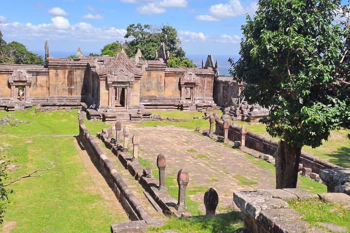 One-Day Preah Vihear, Koh Ker & Beng Mealea Temple Tour from Siem Reap