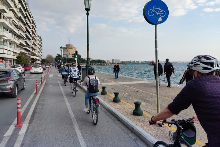 Thessaloniki Scenic E-Bike Tour: Waterfront, Monuments & Coffee Break