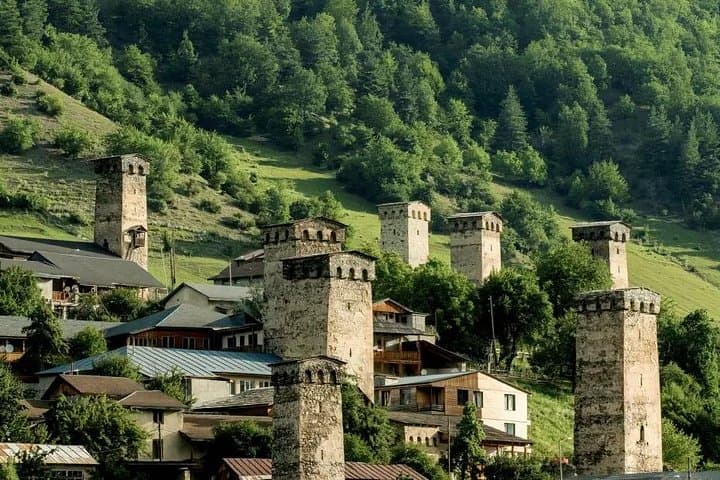 9-Day Private Hiking Tour: Svaneti Treks & Glaciers in the Georgian Caucasus