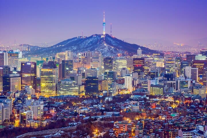 Seoul Highlights Private Full-Day Tour — Gyeongbokgung, Bukchon & Markets