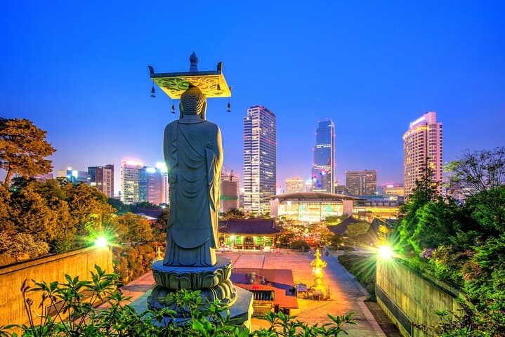 Seoul Highlights Private Full-Day Tour — Gyeongbokgung, Bukchon & Markets photo 5