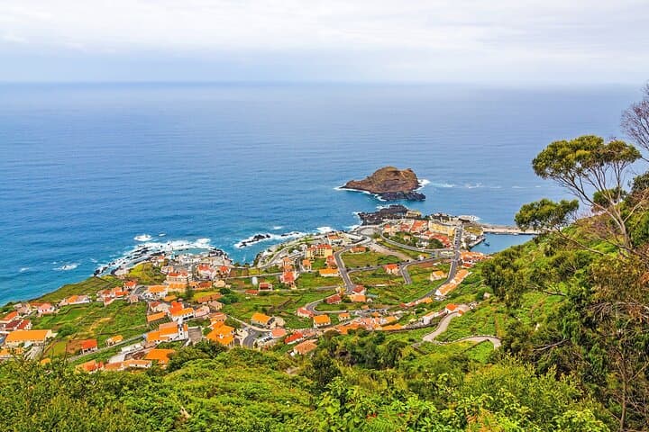 Taste Madeira: Full-Day Private Wine Tour from Funchal