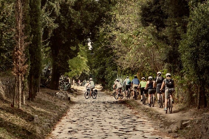 Cycle the Ancient Appian Way: Rome E-Bike Tour to Catacombs & Aqueducts photo 2