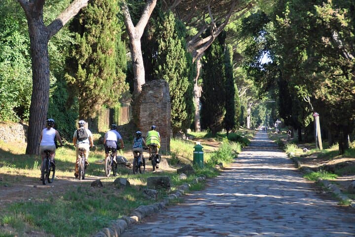 E‑Bike Appian Way Tour: Catacombs & Aqueducts Park from Rome photo 4