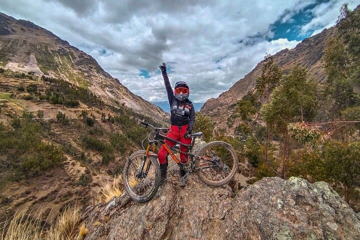 Enduro Mountain Biking in the Sacred Valley: Lares Downhill Adventure photo 6