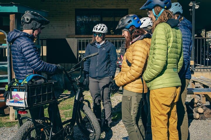 Autumn E-Bike Tour in Roanoke: Mill Mountain & Roanoke River Greenway photo 4