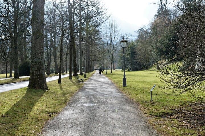 Baden-Baden Family Adventure Stroll: Kurhaus, Trinkhalle & Lichtentaler Allee photo 2