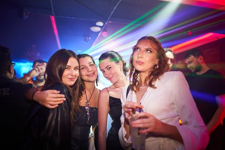 Central London Pub Crawl: Soho & West End Nightlife Crawl photo 3