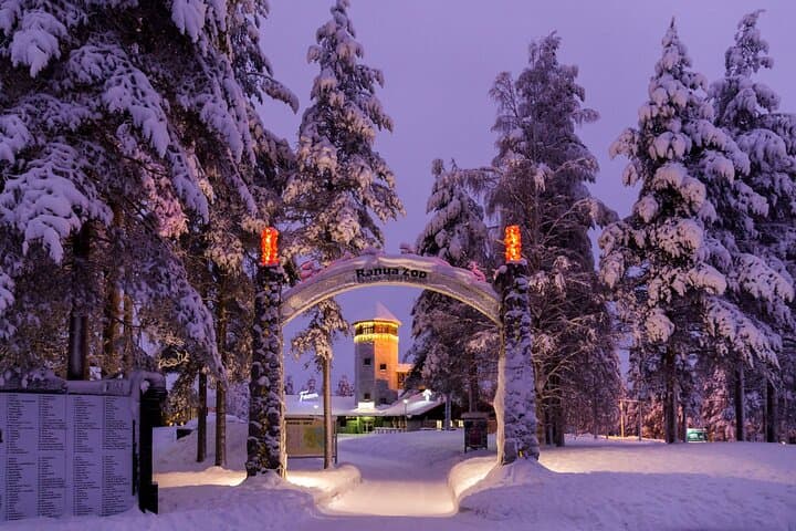 Private VIP Tour to Ranua Wildlife Park from Rovaniemi photo 5