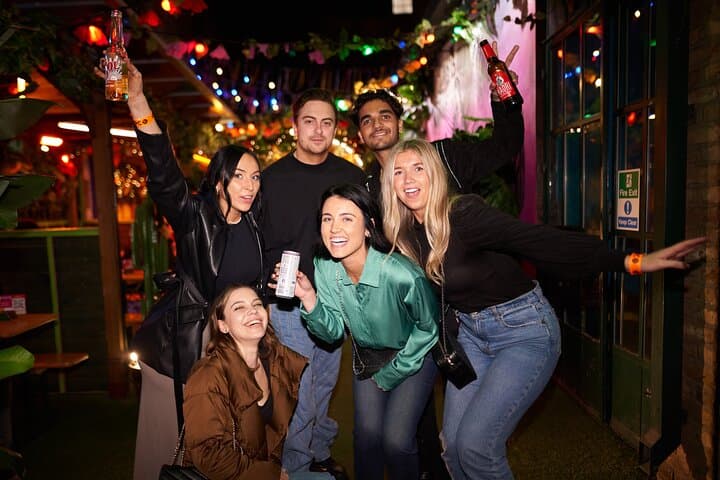 Camden Pub Crawl: Nighttime Walking Tour of Camden Town, London