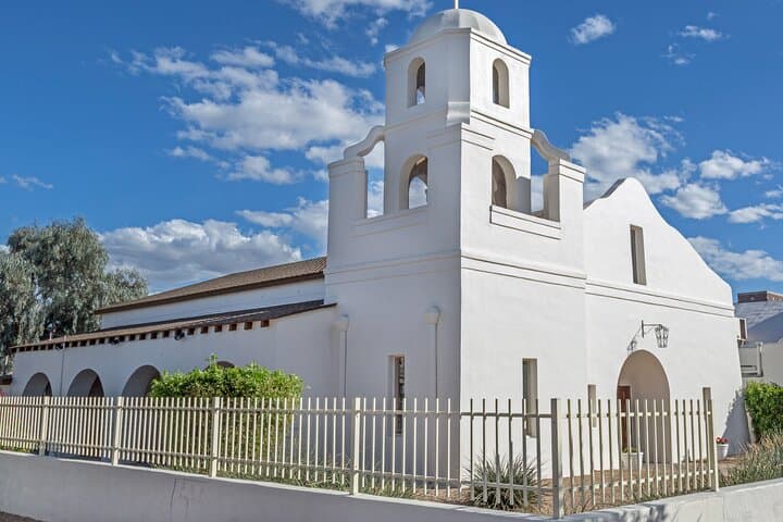 Discover Phoenix: A Dynamic 2-Hour City and Desert Adventure Tour photo 4