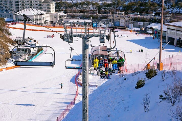 Elysian Gangchon Ski Resort Day Trip from Seoul — Beginner-Friendly Skiing Near Seoul photo 2
