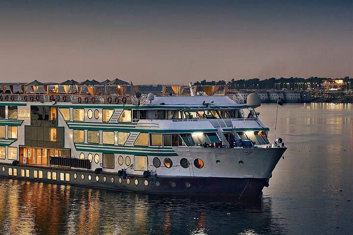5-Day Romantic Nile Cruise Luxor to Aswan — Private Transfers & Luxury Afloat photo 5