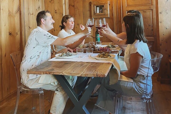 Pizzoccheri Treasure Hunt & Hands-On Cooking Class in Morbegno