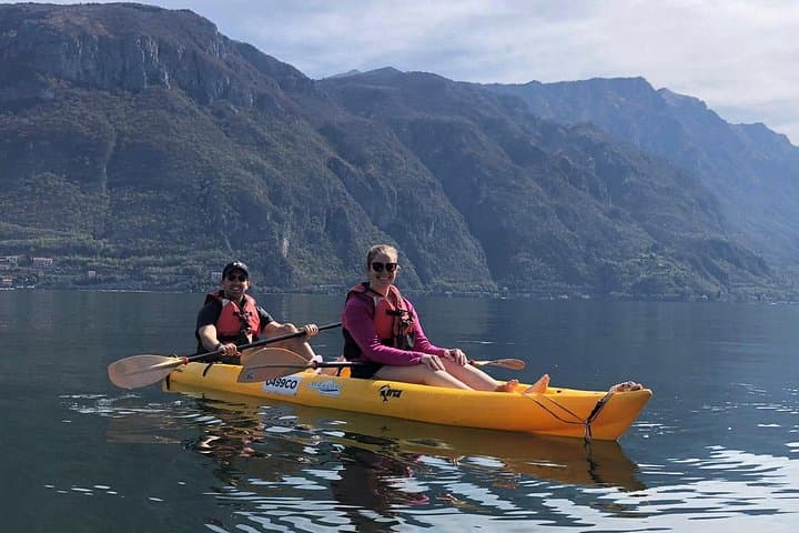 Paddling Bellagio: Kayak Tour, Lake Como Lunch & Villa Melzi Gardens photo 3