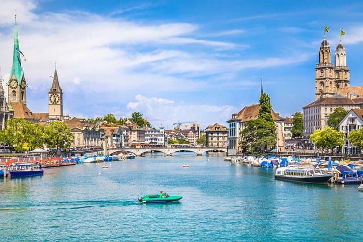 Private Zurich Day Tour from St Gallen — Lake Zurich, Old Town & Architecture photo 3