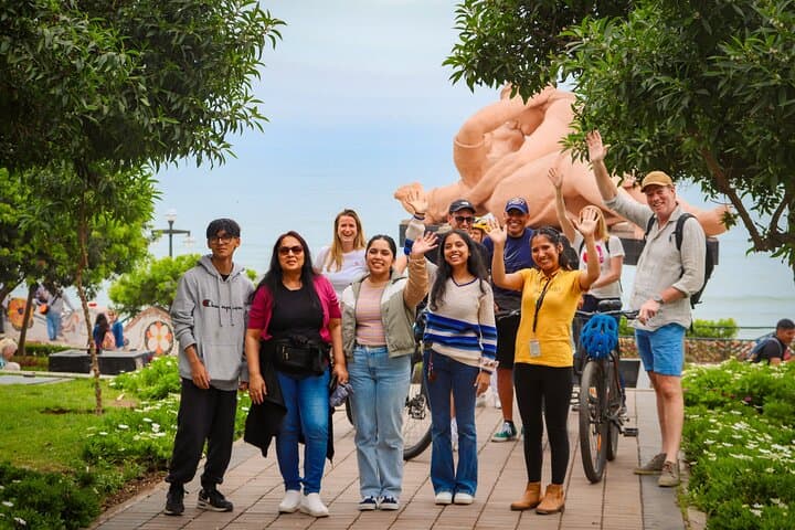 Complete Lima City Tour: Barranco, Miraflores & Historic Center (3–4 hrs) photo 1