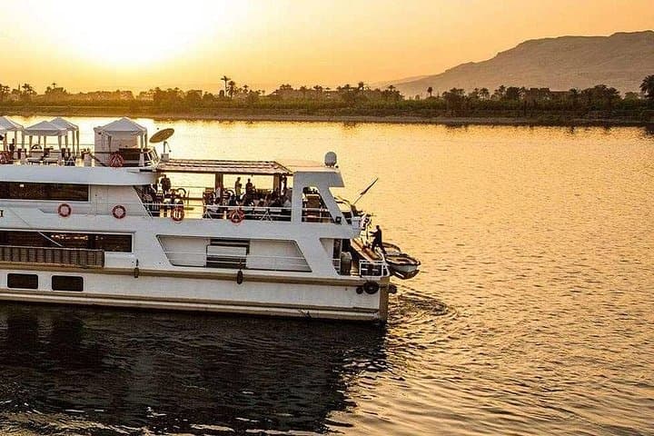 Luxor to Aswan: 3-Night Nile Cruise with Sunrise Hot-Air Balloon photo 2