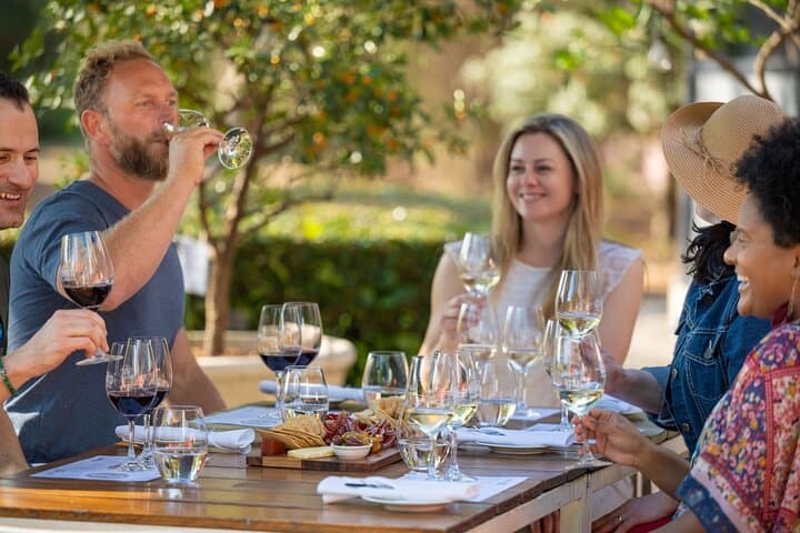 Adelaide Scenic E-Bike Tour and Wine Tasting: River Torrens Ride & Wine Flight photo 4