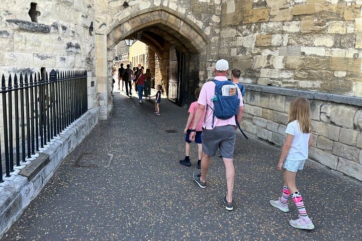 Tower of London Family Tour: Blue Badge Guided Kids' Adventure & Crown Jewels Visit photo 3