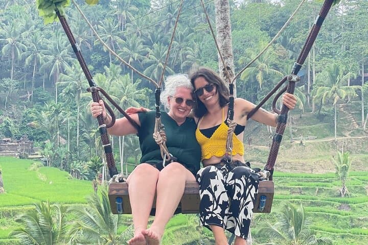 Half-Day Ubud Cultural Tour: Rice Terraces, Tirta Empul & Tegenungan Waterfall photo 3