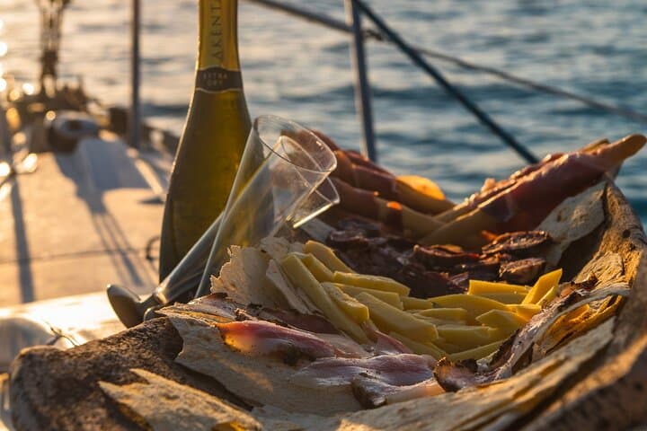 Private Sunset Sail to Asinara & La Pelosa from Stintino photo 3