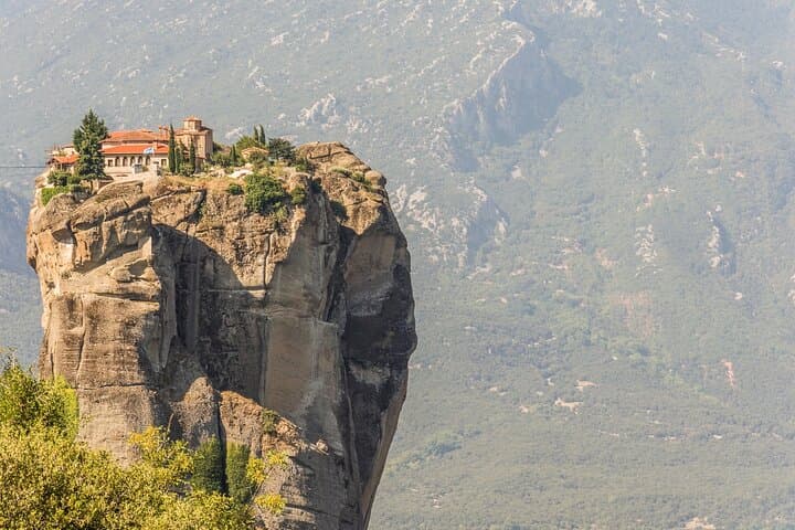 Meteora Day Trip from Athens — Private Full-Day Monastery Tour & Photo Stops photo 3