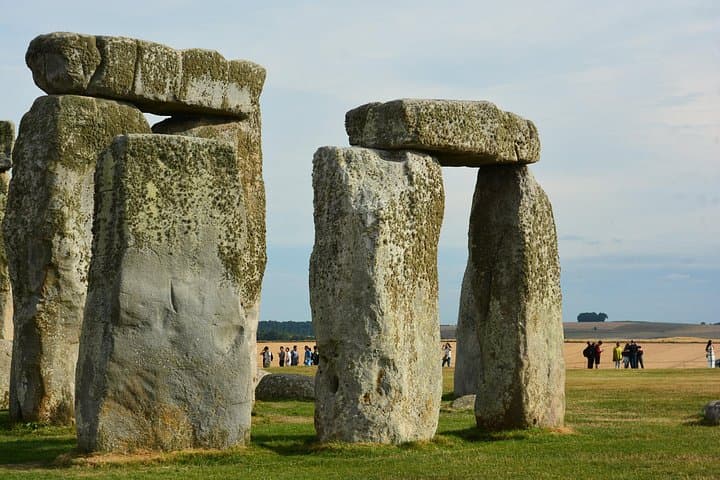 Stonehenge Day Trip from Southampton to London — Cruise Transfer with Entry photo 3