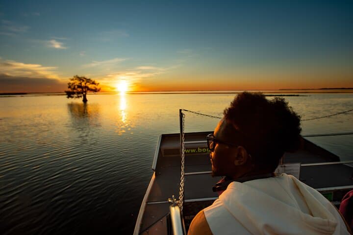 Sunset Airboat Ride near Orlando — Boggy Creek Sunset Tour photo 2