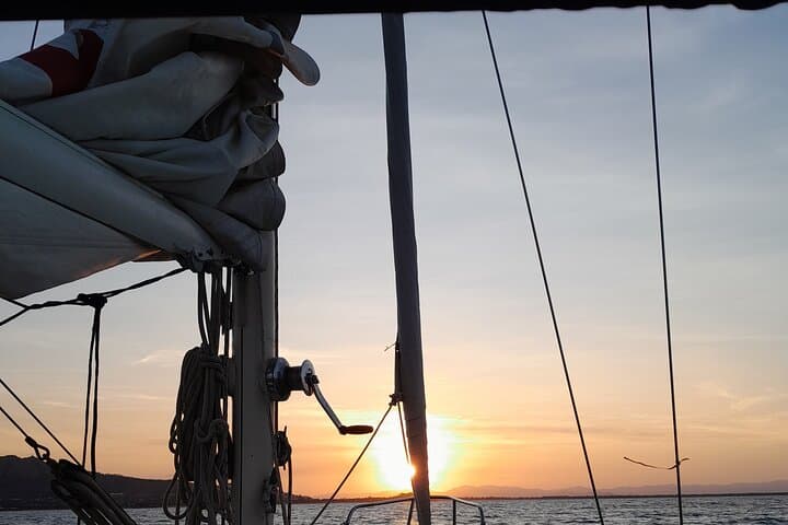 Townsville Sunset Sail: 1.5-Hour Small-Group Cruise from Yacht Club photo 2
