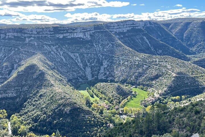 Cirque de Navacelles Day Trip from Montpellier: Scenic Causses & Vis River