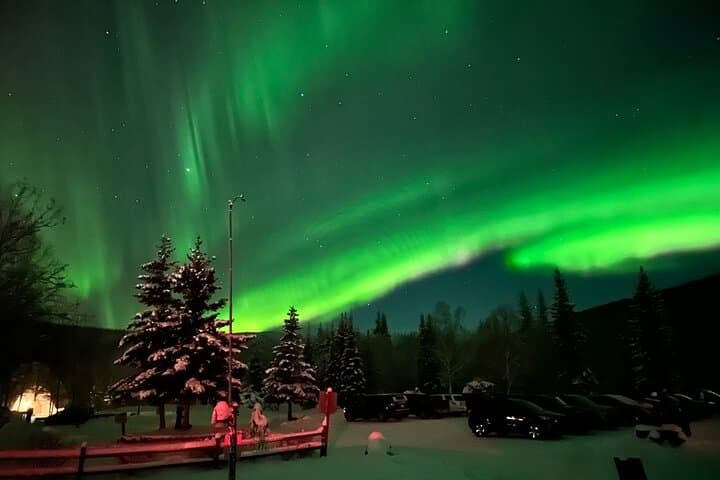 Northern Lights and Hot Springs at Chena: Fairbanks Aurora Soak