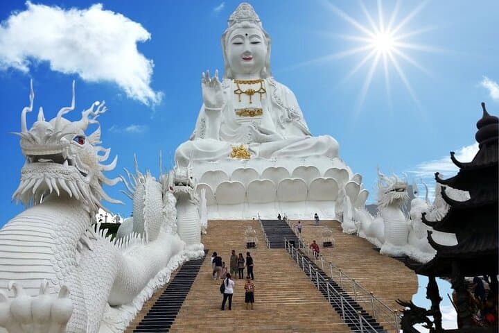 Chiang Rai Day Tour: White Temple, Blue Temple, Big Buddha & Singha Tea Plantation photo 5